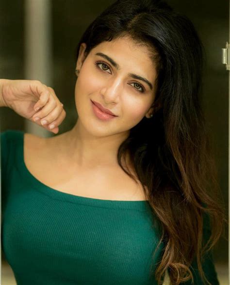 Iswarya Menon Height, Age, Boyfriend, Family,。